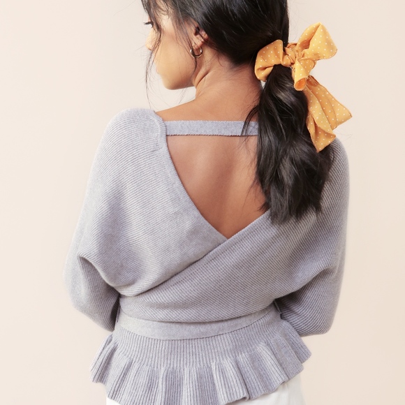 Grey surplice ruffle tie sweater - Picture 6 of 8